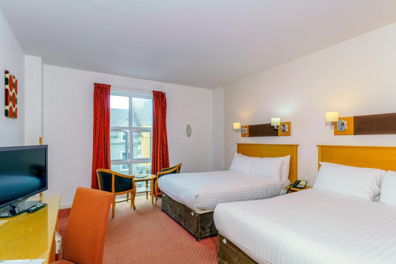 Portrush Atlantic Hotel מראה חיצוני תמונה
