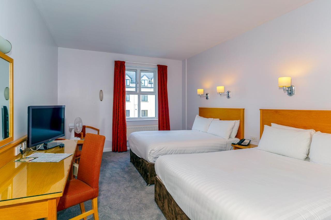Portrush Atlantic Hotel מראה חיצוני תמונה