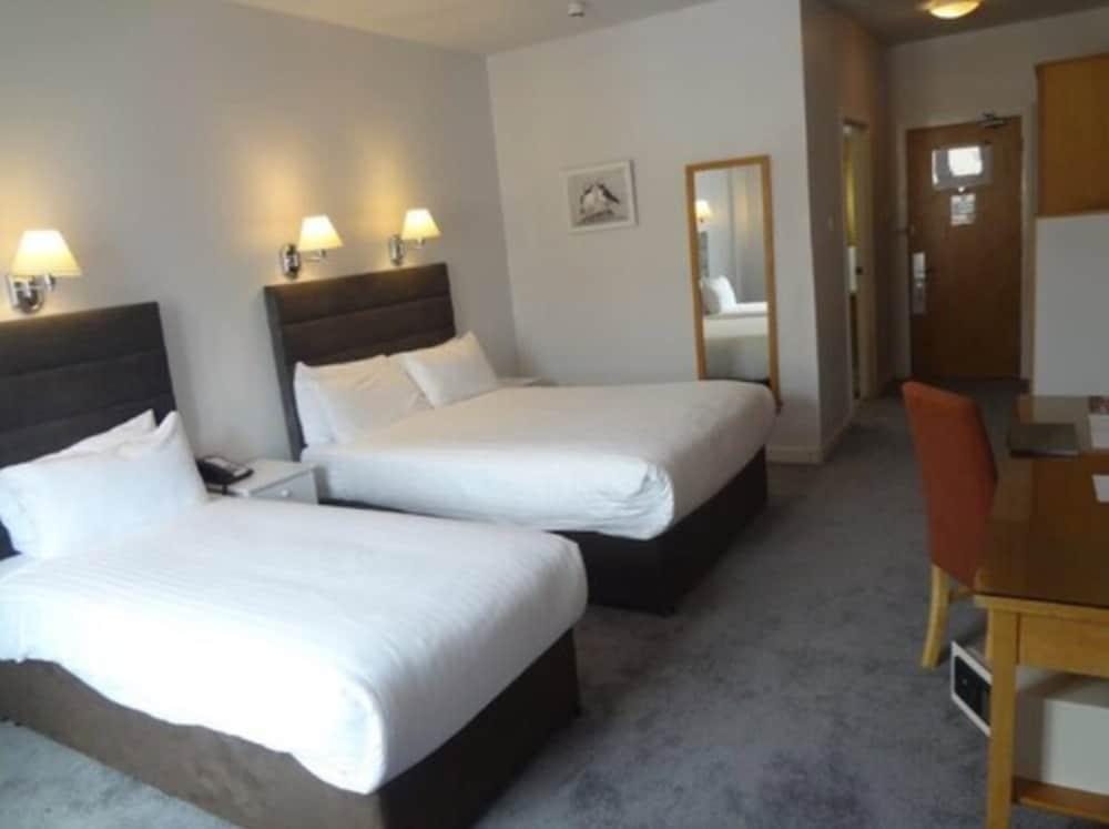 Portrush Atlantic Hotel מראה חיצוני תמונה