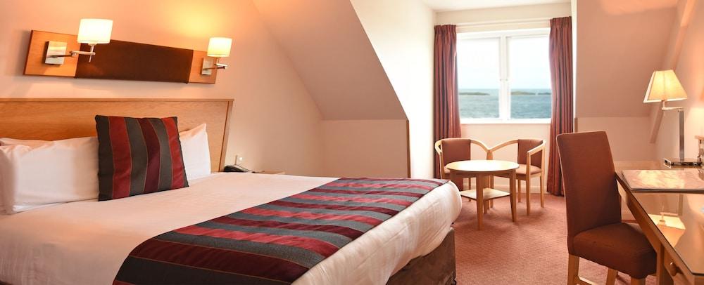 Portrush Atlantic Hotel מראה חיצוני תמונה