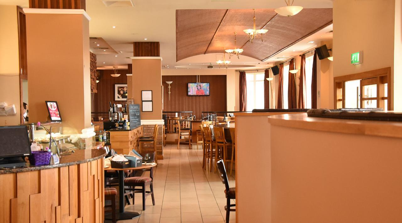 Portrush Atlantic Hotel מראה חיצוני תמונה